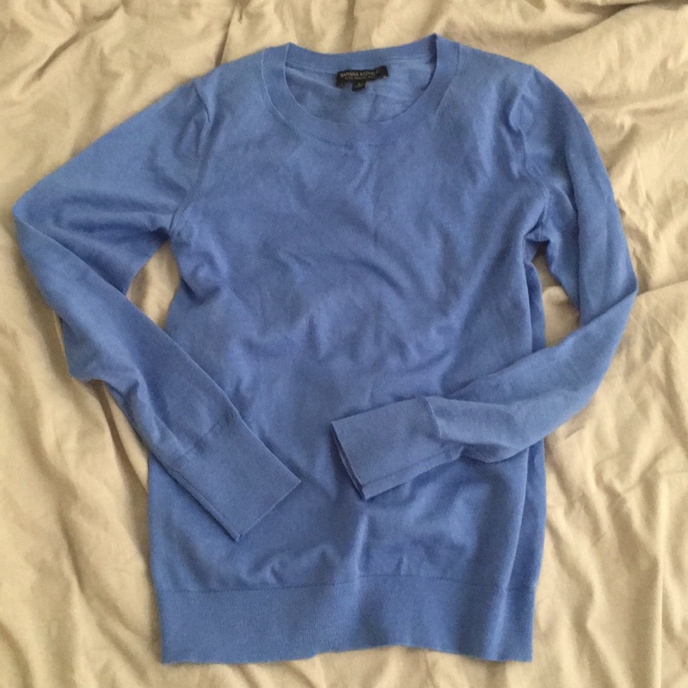 Banana republic - size s - light blue sweater